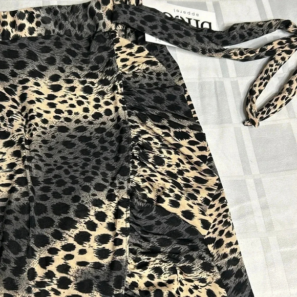 Vintage NWT skirt,faux wrap,animal print,Ruching , ruffles,boho,gypsy,flowy, - Picture 11 of 12